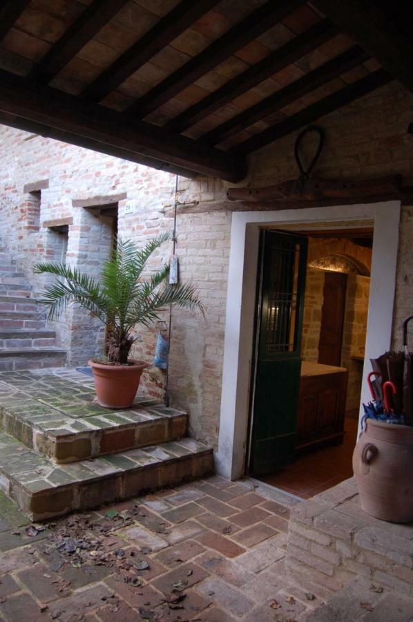 Il Poggio Villa Mombaroccio Eksteriør bilde